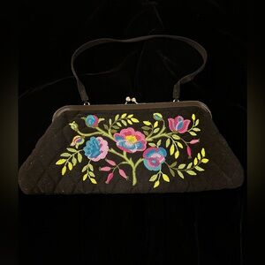 Vera Bradley Retired Floral Microfiber Kisslock Veronique Clutch LIMITED EDITION